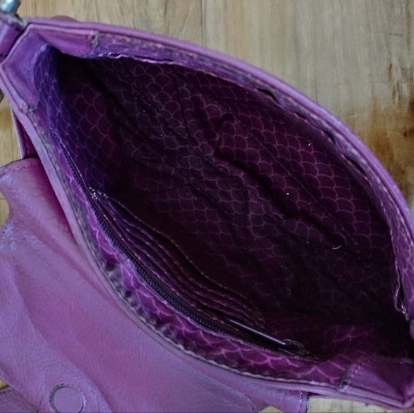 Brighton Crossbody - Picture 4 of 8